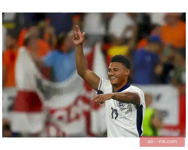 奥利·沃特金斯绝杀助英格兰队挺进欧洲杯半决赛